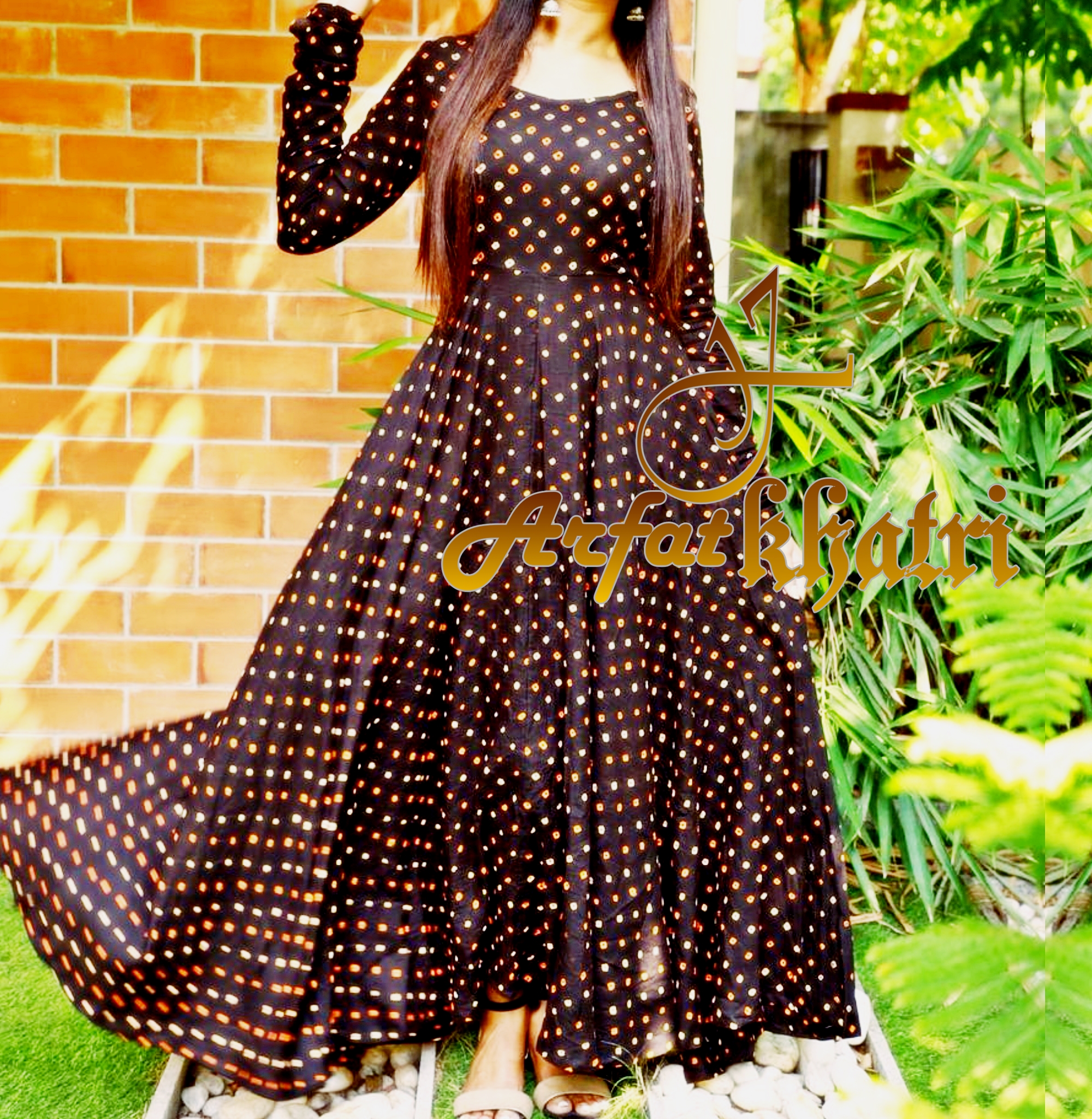 Latest bandhani dress material in Jamnagar at best price by Mohammad Arif  Ibrahim - Justdial