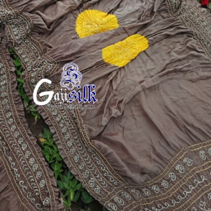 Chickoo Mango Panetar Shikari Saree Bandhani Pure Gaji Silk - Image 6