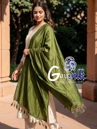 Mahendi Green Single Color Plain Dupatta Ultra-Lightweight in Pure Gaji Silk